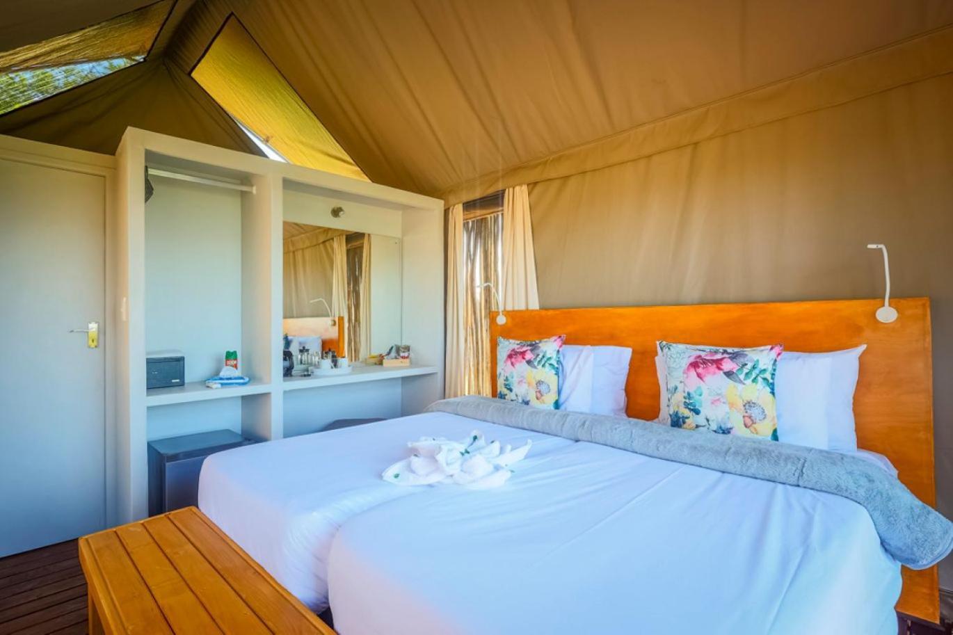 Ndhula Luxury Tented Lodge ホワイトリバー エクステリア 写真